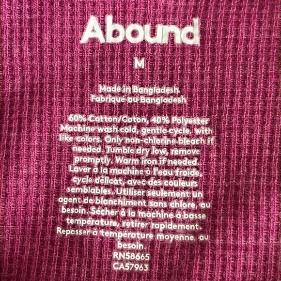 Abound Waffle Knit Hoodie - NWOT (with one issue) - Size Medium - Picture 4 of 5